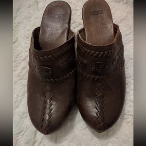 Ugg leather mule clogs